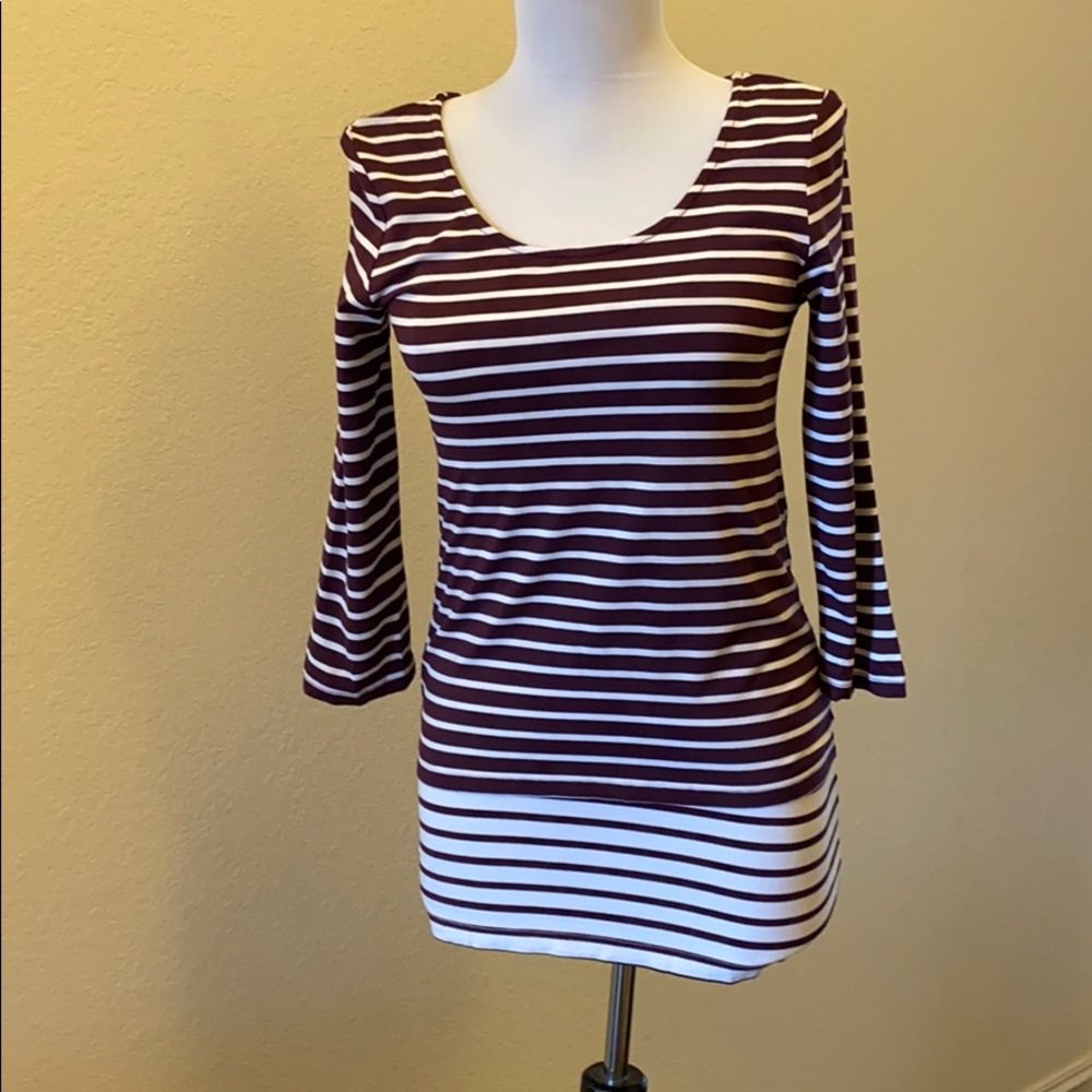 NWT Milk Nursingwear Contrest Stipe